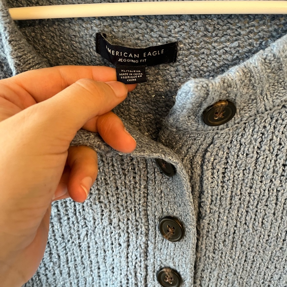 Sweater - Picture 3 of 4